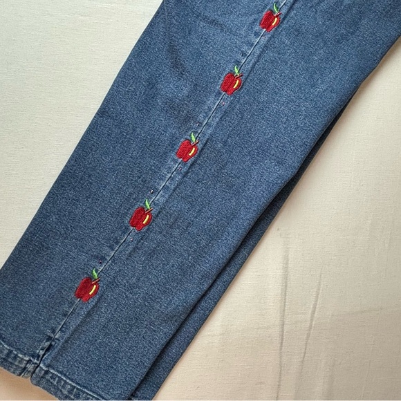 Quacker Factory Embroidered Jeans Blue Elastic Waist Apple Large - Picture 3 of 12